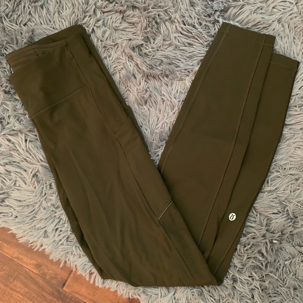 Army green lulu leggings
